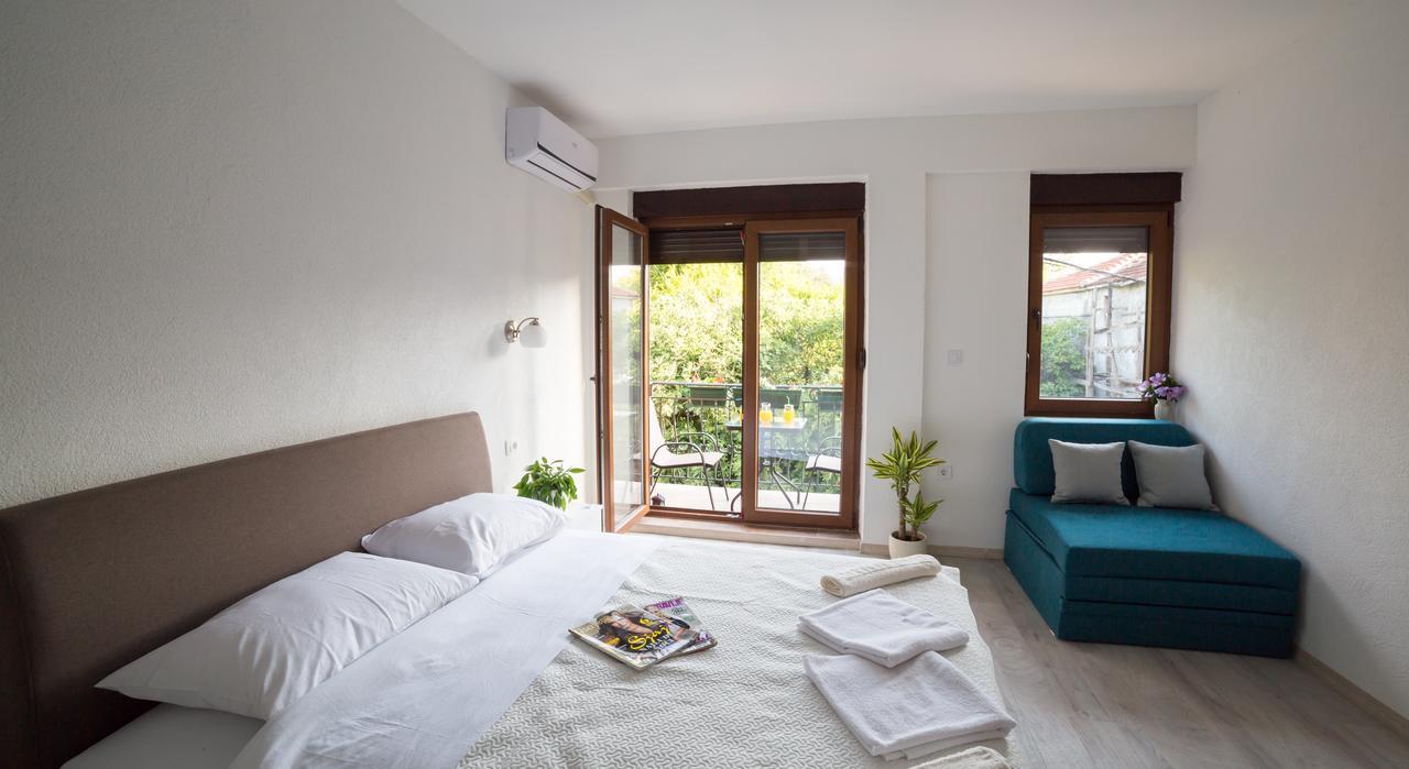 Vasiliki Apartment เวียร์ปาซาร์ ภายนอก รูปภาพ