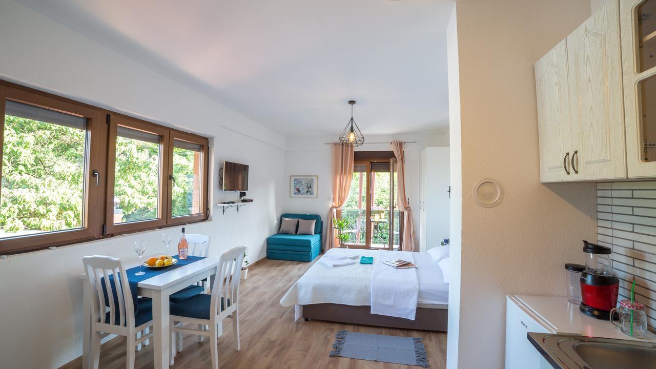 Vasiliki Apartment เวียร์ปาซาร์ ภายนอก รูปภาพ