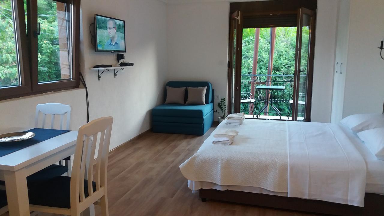 Vasiliki Apartment เวียร์ปาซาร์ ภายนอก รูปภาพ